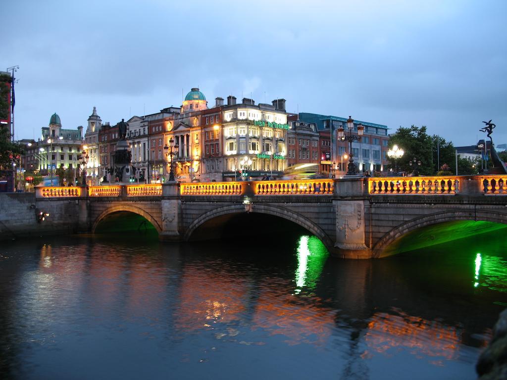 Хостел Paddy'S Palace Дублин Экстерьер фото